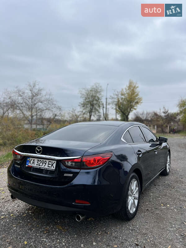 Седан Mazda 6 2016 в Кривом Роге