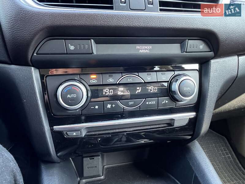 Седан Mazda 6 2016 в Мукачево