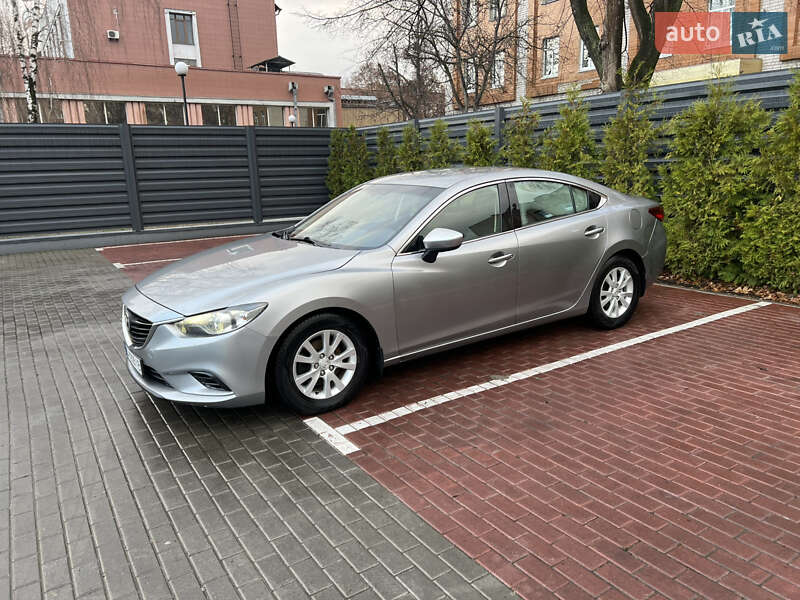 Седан Mazda 6 2014 в Черкасах