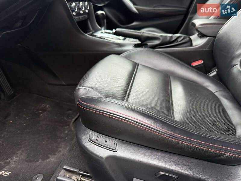 Универсал Mazda 6 2013 в Луцке