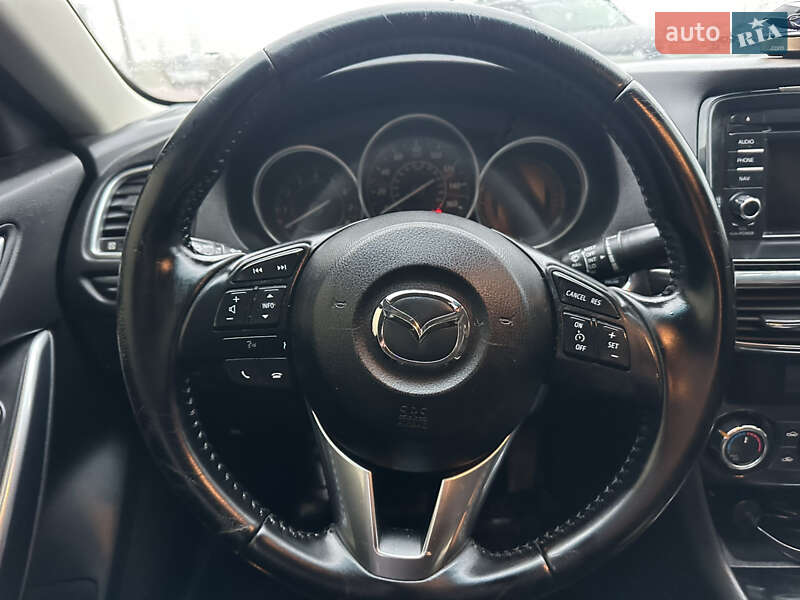 Седан Mazda 6 2014 в Чернігові