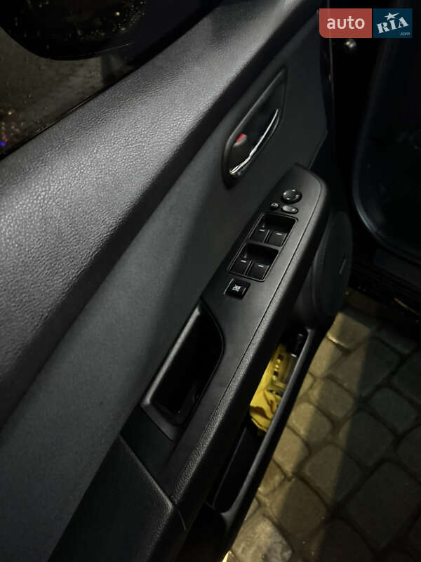 Універсал Mazda 6 2011 в Львові фото 18 Універсал Mazda 6 2011 в Львові