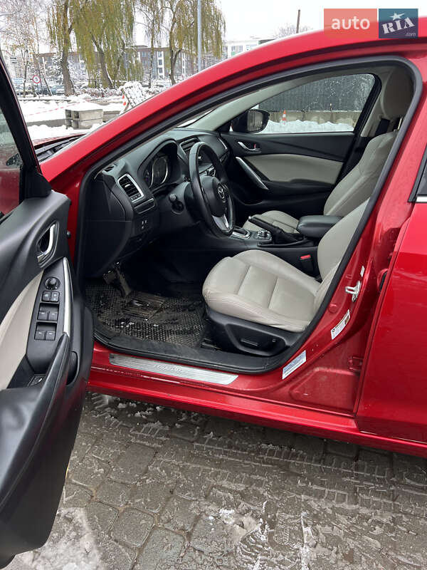 Седан Mazda 6 2014 в Львові