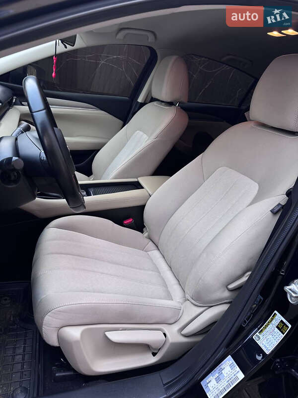 Седан Mazda 6 2018 в Миколаєві