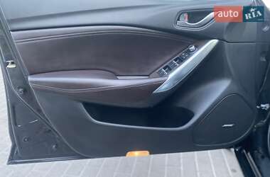 Седан Mazda 6 2015 в Тернополе