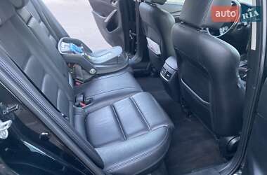 Седан Mazda 6 2015 в Тернополе