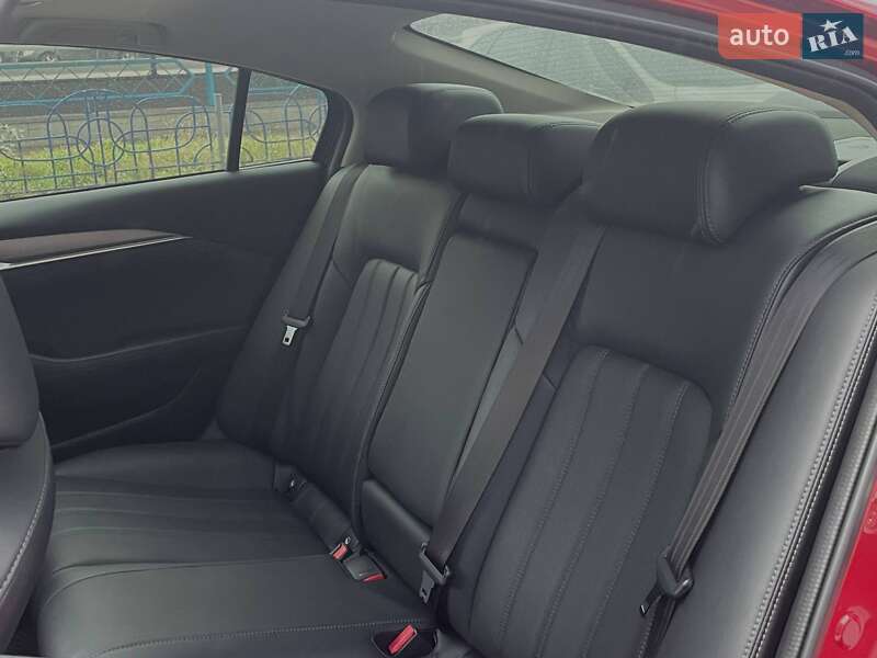 Седан Mazda 6 2019 в Киеве