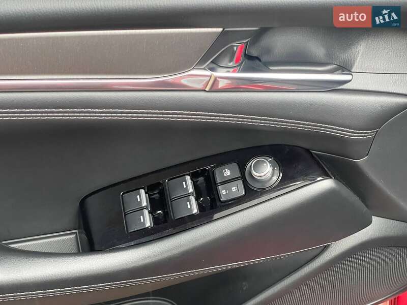 Седан Mazda 6 2019 в Киеве