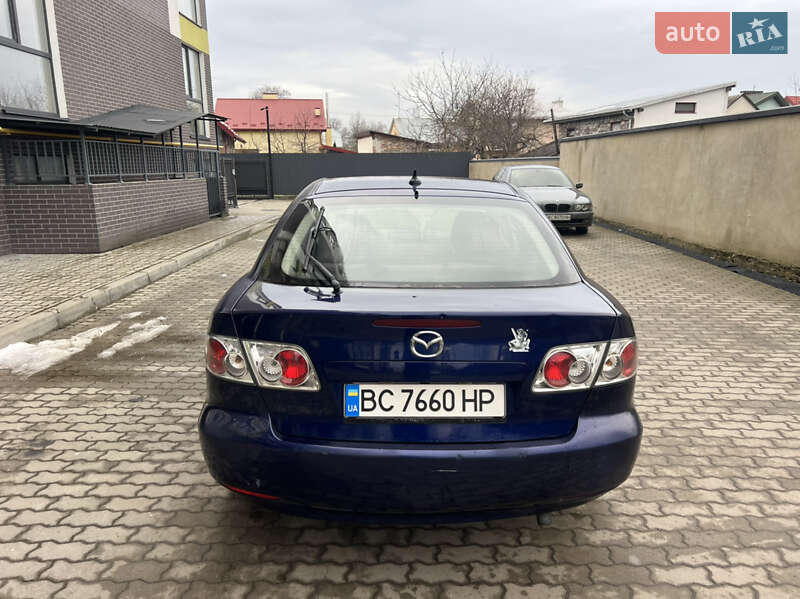 Седан Mazda 6 2002 в Жовкве