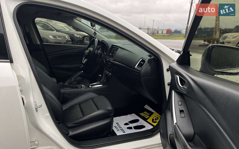 Седан Mazda 6 2012 в Мукачевому