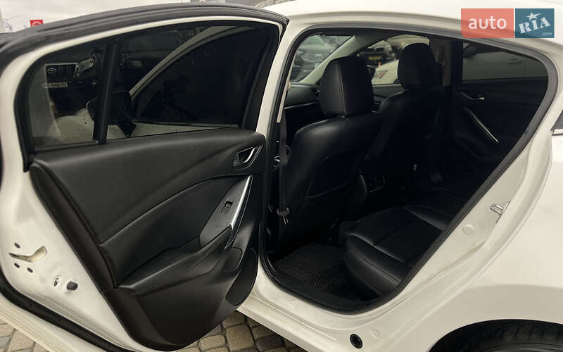 Седан Mazda 6 2012 в Мукачевому