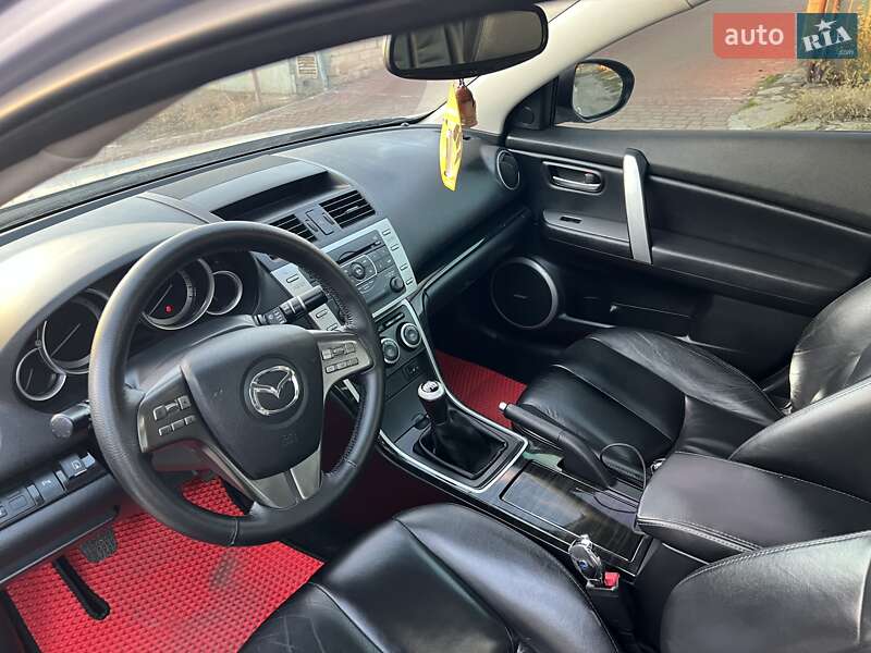 Седан Mazda 6 2008 в Запоріжжі