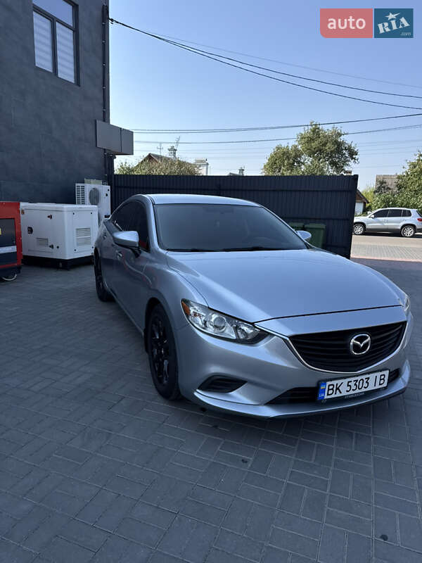 Седан Mazda 6 2016 в Костополе