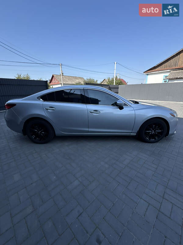 Седан Mazda 6 2016 в Костополе