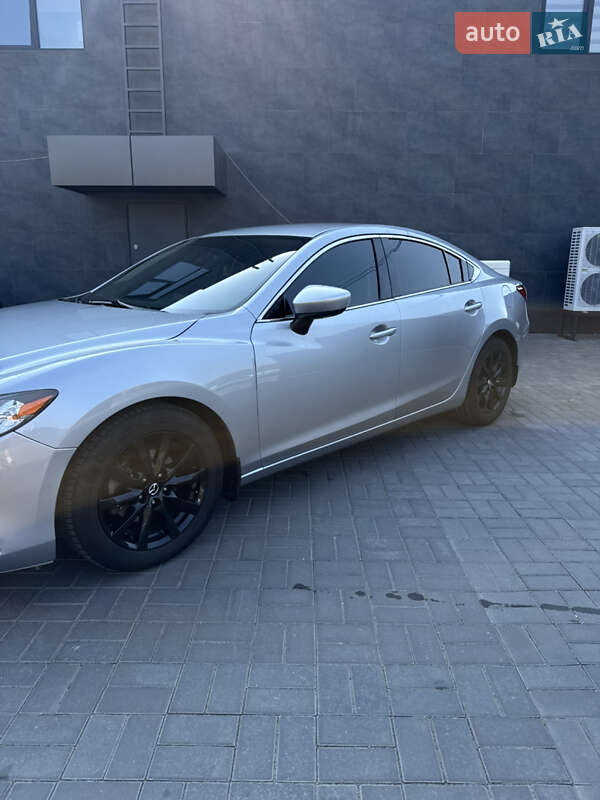 Седан Mazda 6 2016 в Костополе