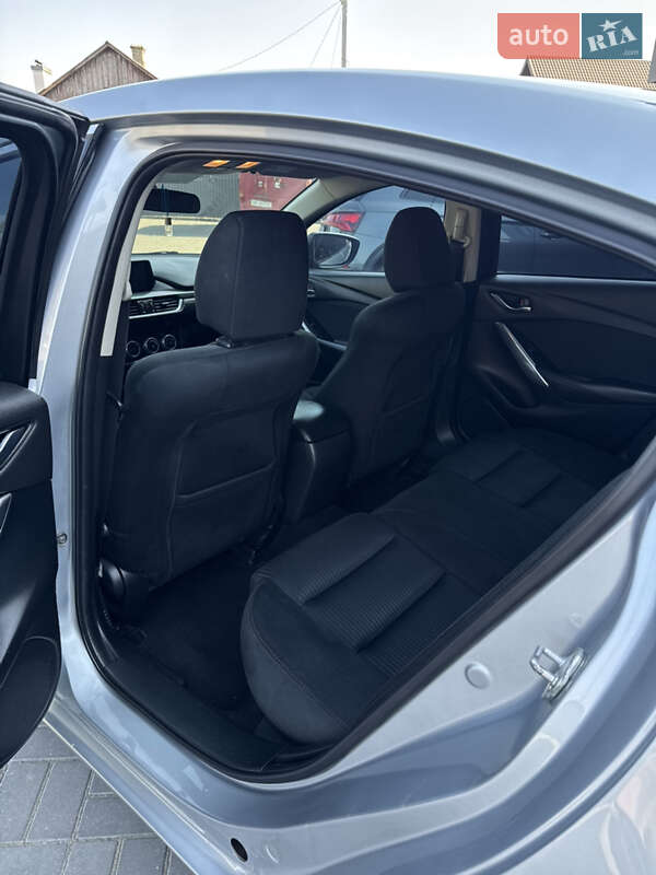 Седан Mazda 6 2016 в Костополе
