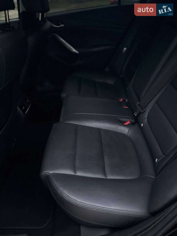 Седан Mazda 6 2016 в Дніпрі