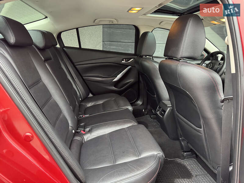 Седан Mazda 6 2014 в Львові