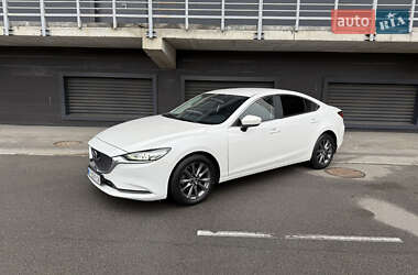 Седан Mazda 6 2019 в Киеве
