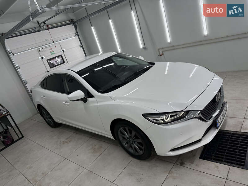 Седан Mazda 6 2019 в Киеве