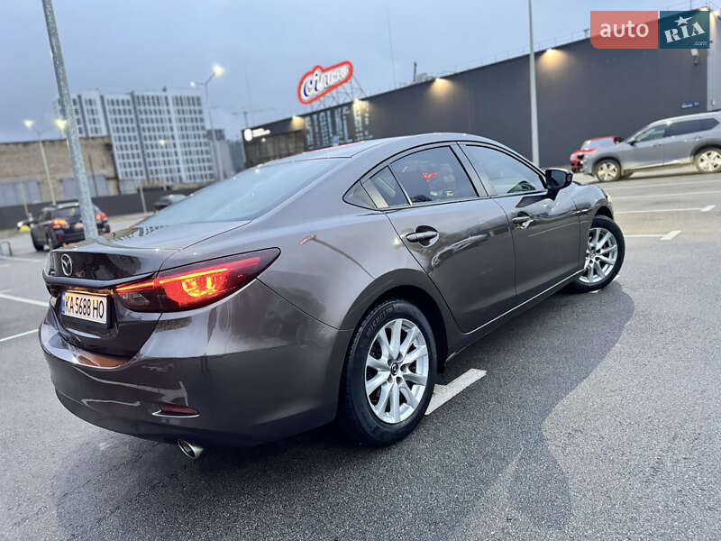 Седан Mazda 6 2015 в Киеве