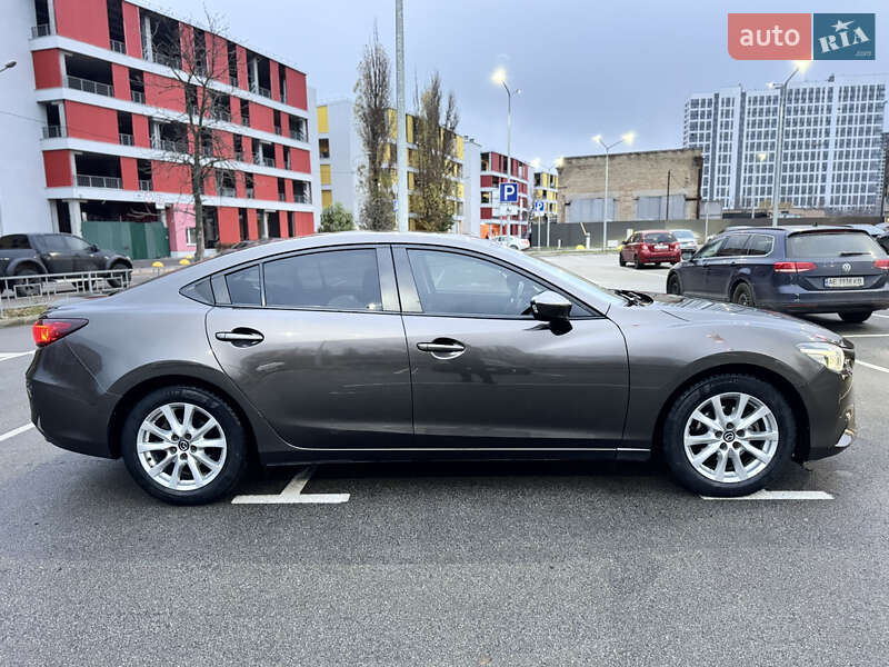 Седан Mazda 6 2015 в Киеве