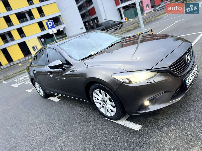 Седан Mazda 6 2015 в Киеве