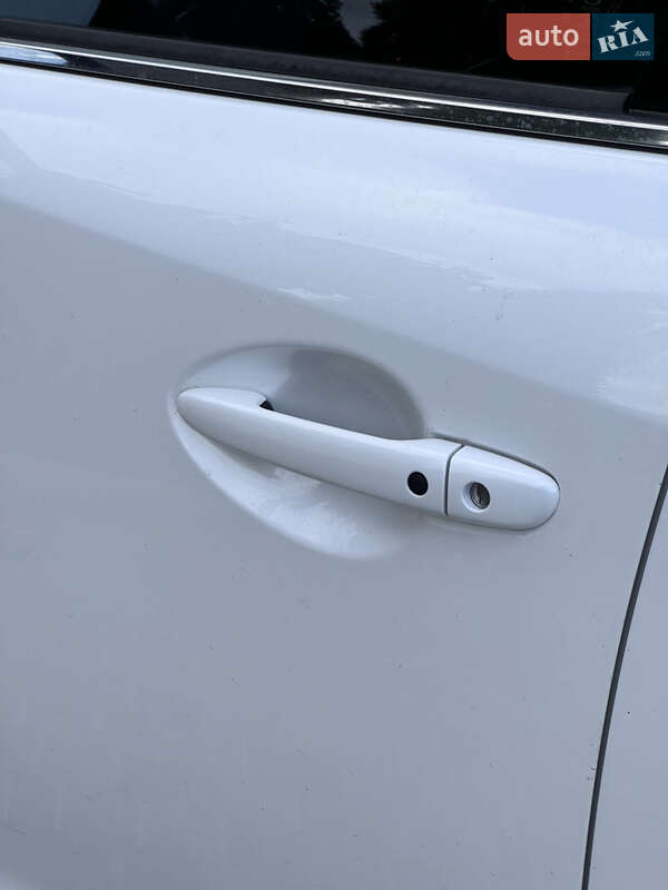 Седан Mazda 6 2015 в Кропивницком