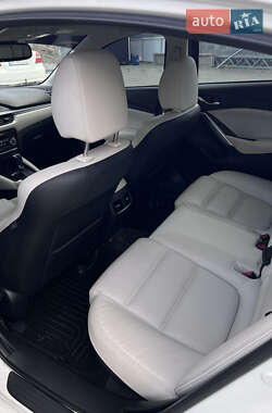 Седан Mazda 6 2015 в Кропивницком