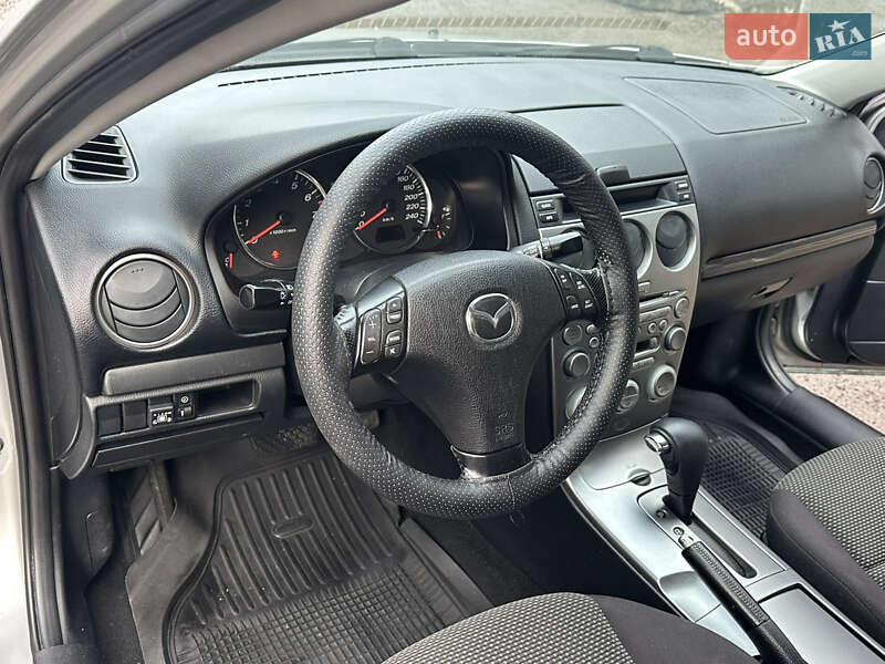 Седан Mazda 6 2003 в Дрогобичі