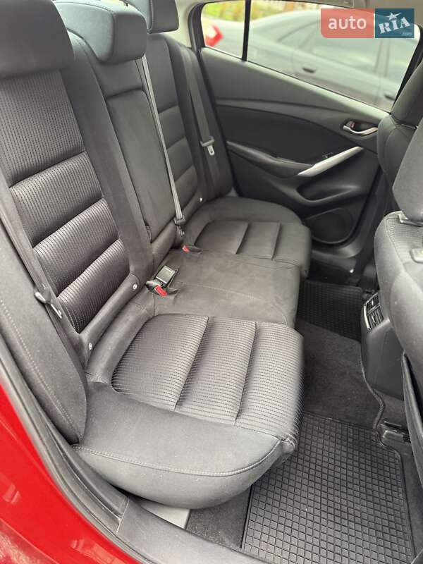 Седан Mazda 6 2015 в Белогорье