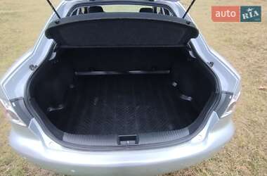 Лифтбек Mazda 6 2005 в Здолбунове