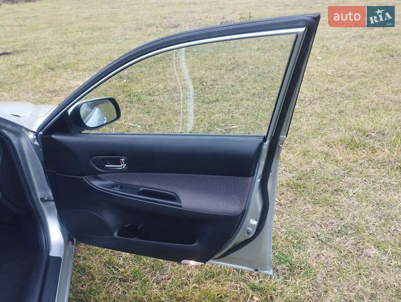 Лифтбек Mazda 6 2005 в Здолбунове