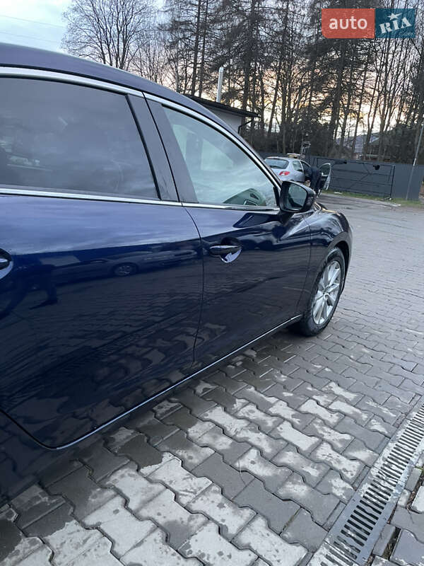 Седан Mazda 6 2012 в Ивано-Франковске
