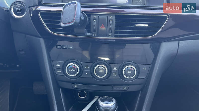 Седан Mazda 6 2014 в Львові