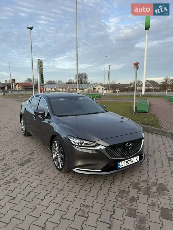 Mazda 6