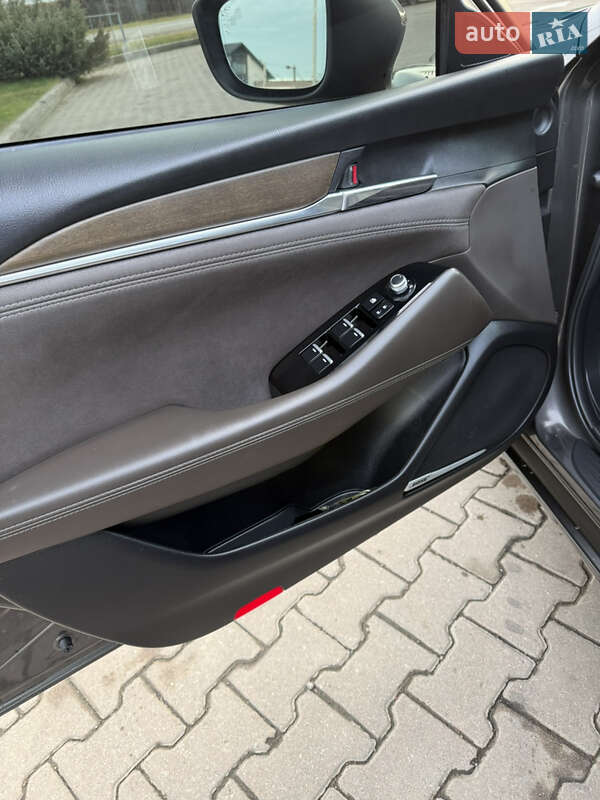 Седан Mazda 6 2018 в Косові