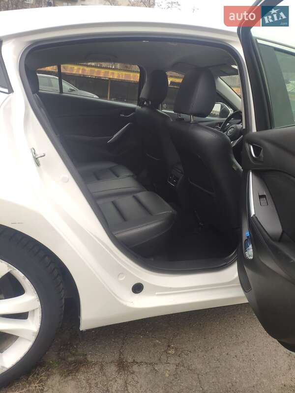 Седан Mazda 6 2014 в Києві