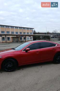 Седан Mazda 6 2015 в Надворной