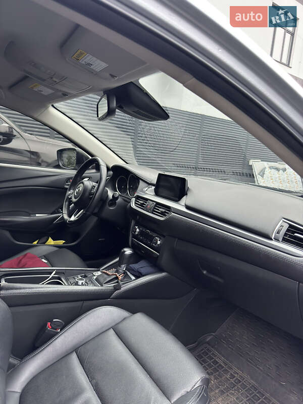 Седан Mazda 6 2016 в Черкасах