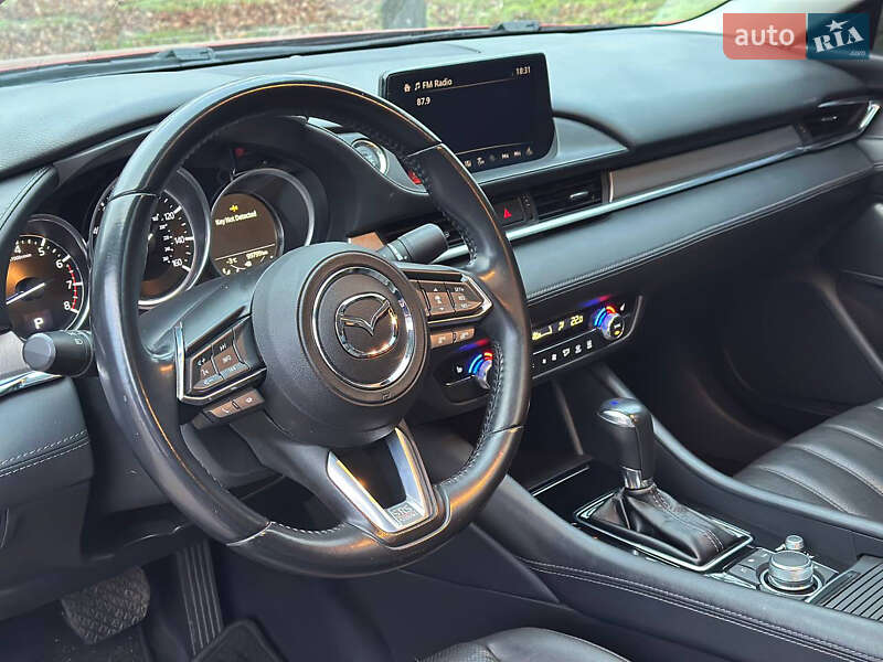 Седан Mazda 6 2018 в Дніпрі
