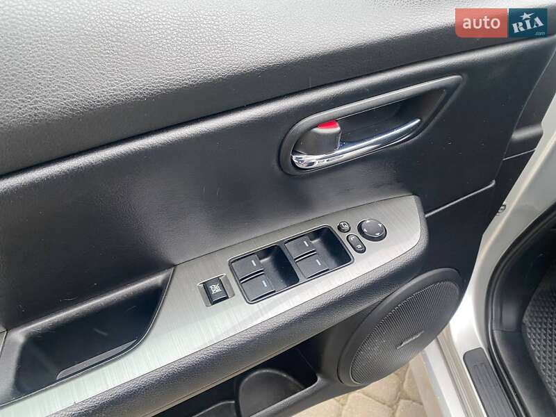 Универсал Mazda 6 2010 в Львове