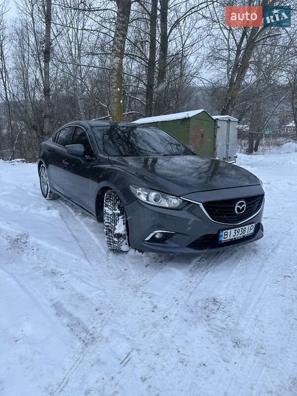 Седан Mazda 6 2015 в Киеве