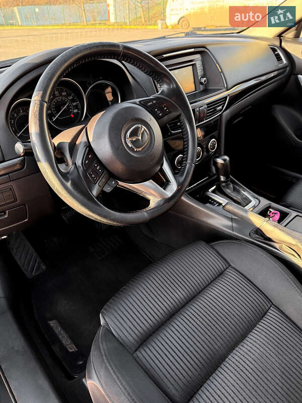 Седан Mazda 6 2014 в Львове