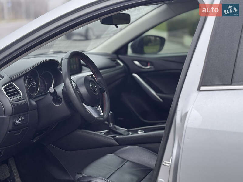 Седан Mazda 6 2016 в Запорожье