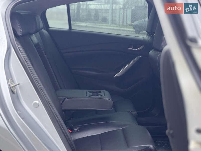 Седан Mazda 6 2016 в Запорожье