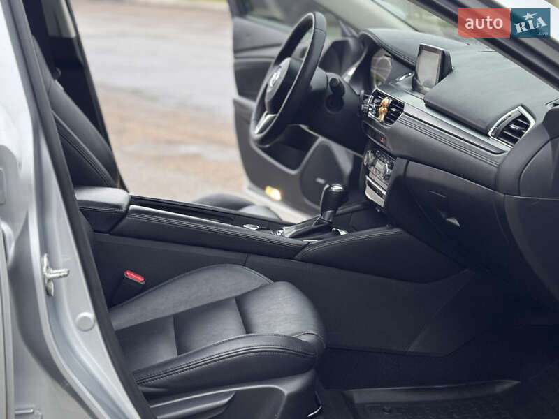 Седан Mazda 6 2016 в Запорожье