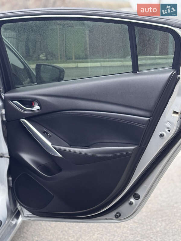 Седан Mazda 6 2016 в Запорожье