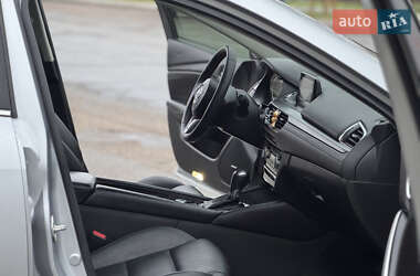Седан Mazda 6 2016 в Запорожье