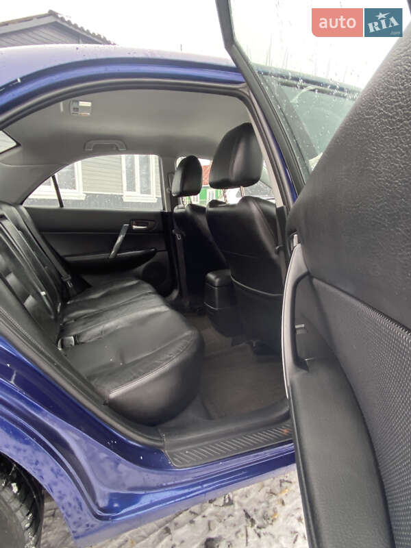Седан Mazda 6 2005 в Ковелі